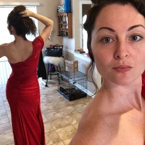One shoulder fitted red dress